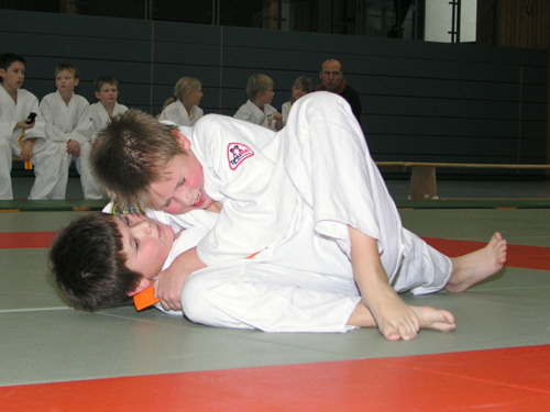 db_KM022004_082